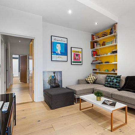 Trendy 2 Bed Flat In Greenwich With Car Parking London Exterior photo